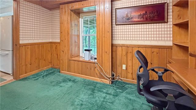 103 Lakeview Dr, Robinson Twp, PA 15136