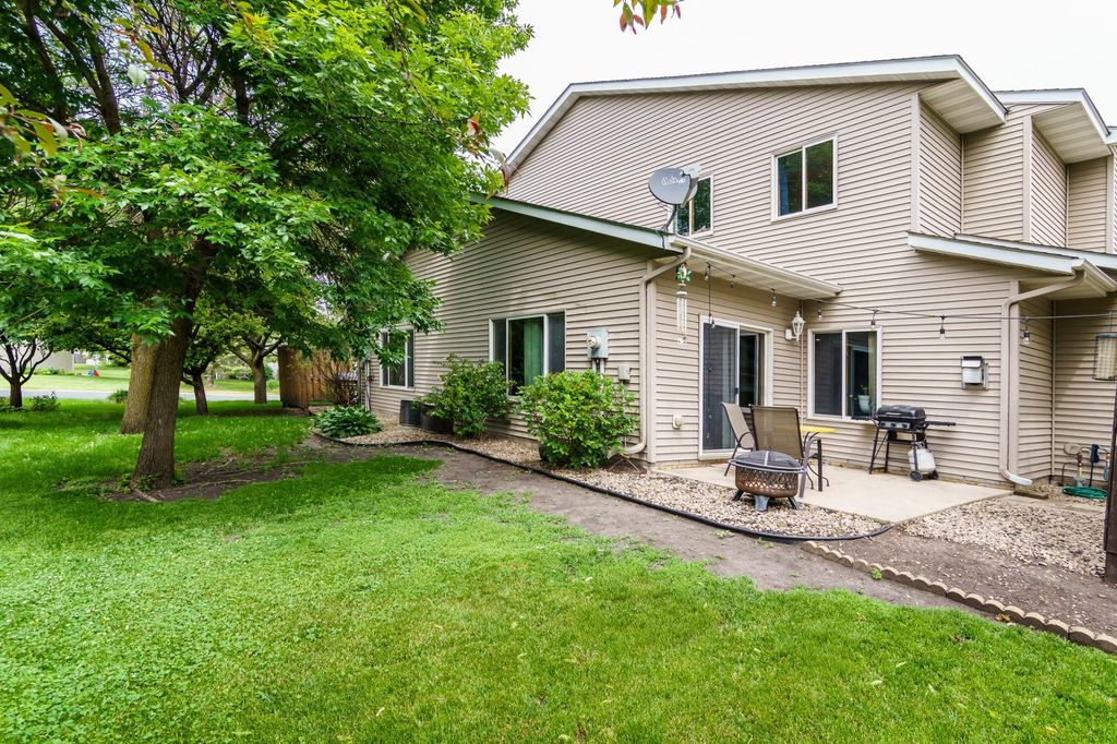 503 Welco Lane W, Montgomery, MN 56069 — photo 3