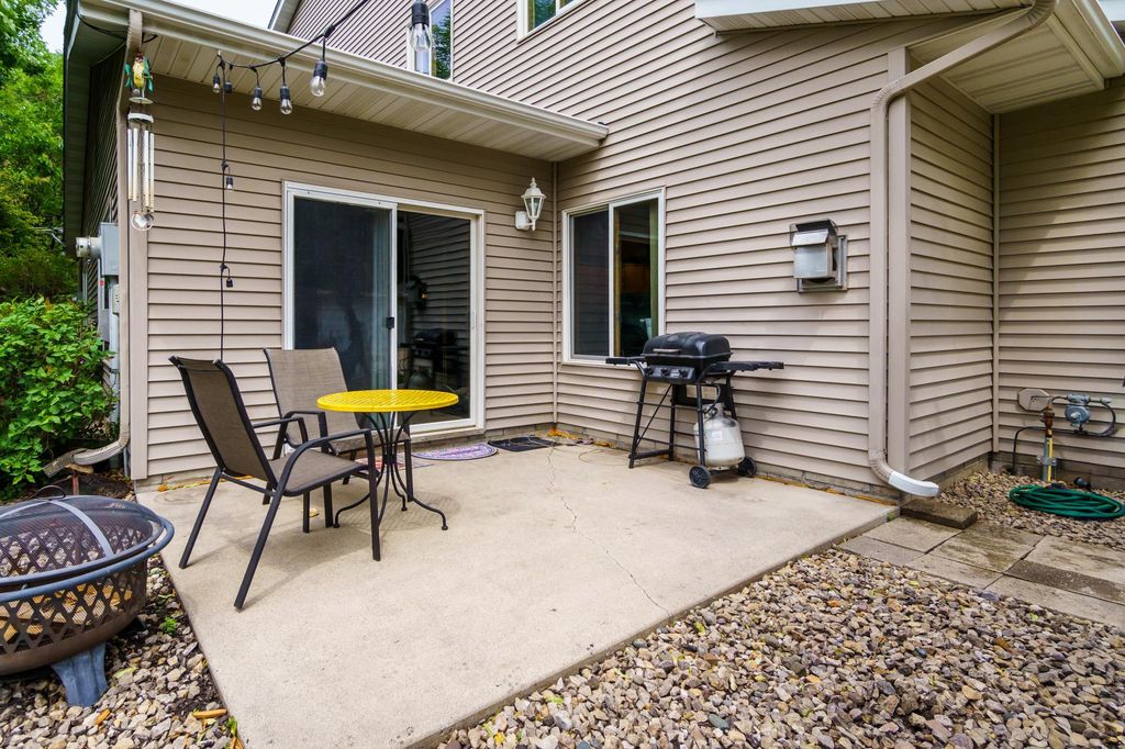 503 Welco Lane W, Montgomery, MN 56069 — photo 4