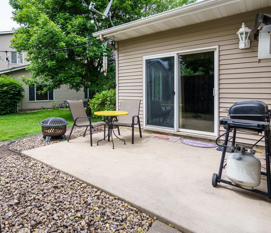 503 Welco Lane W, Montgomery, MN 56069 — photo 5