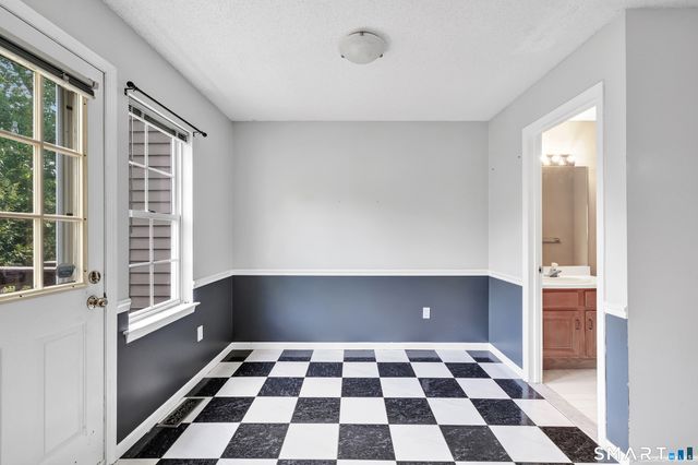 213 Algonquin Trail 213, Trumbull, CT 06611
