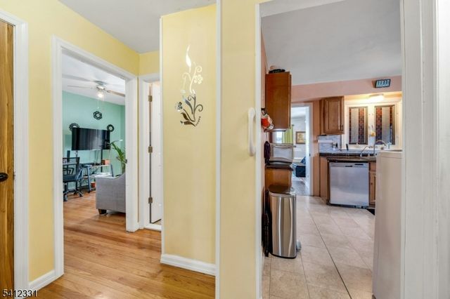 30 Marion Ave, Rochelle Park Twp., NJ 07662