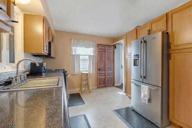 30 Marion Ave, Rochelle Park Twp., NJ 07662