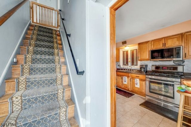 30 Marion Ave, Rochelle Park Twp., NJ 07662