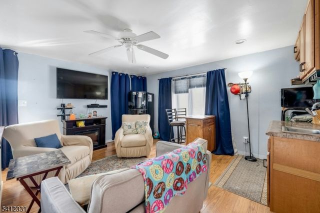 30 Marion Ave, Rochelle Park Twp., NJ 07662