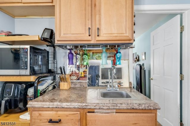 30 Marion Ave, Rochelle Park Twp., NJ 07662