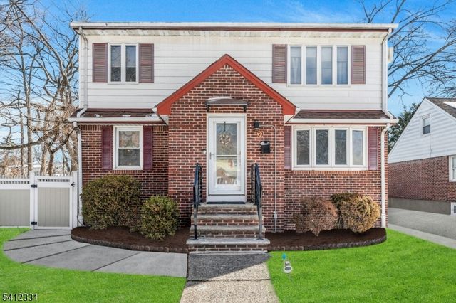 30 Marion Ave, Rochelle Park Twp., NJ 07662