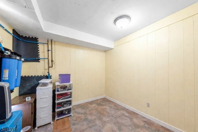 30 Marion Ave, Rochelle Park Twp., NJ 07662