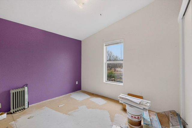 82 Jesse James Road, Edgewood, NM 87015