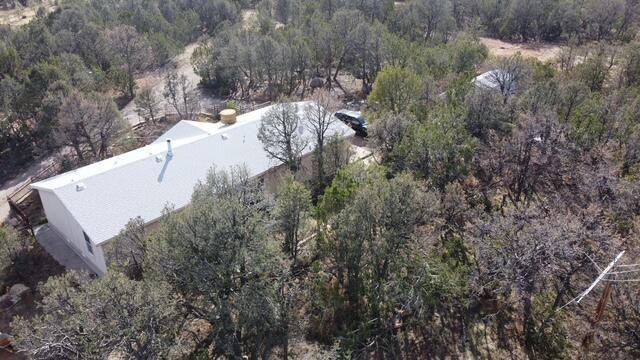 82 Jesse James Road, Edgewood, NM 87015