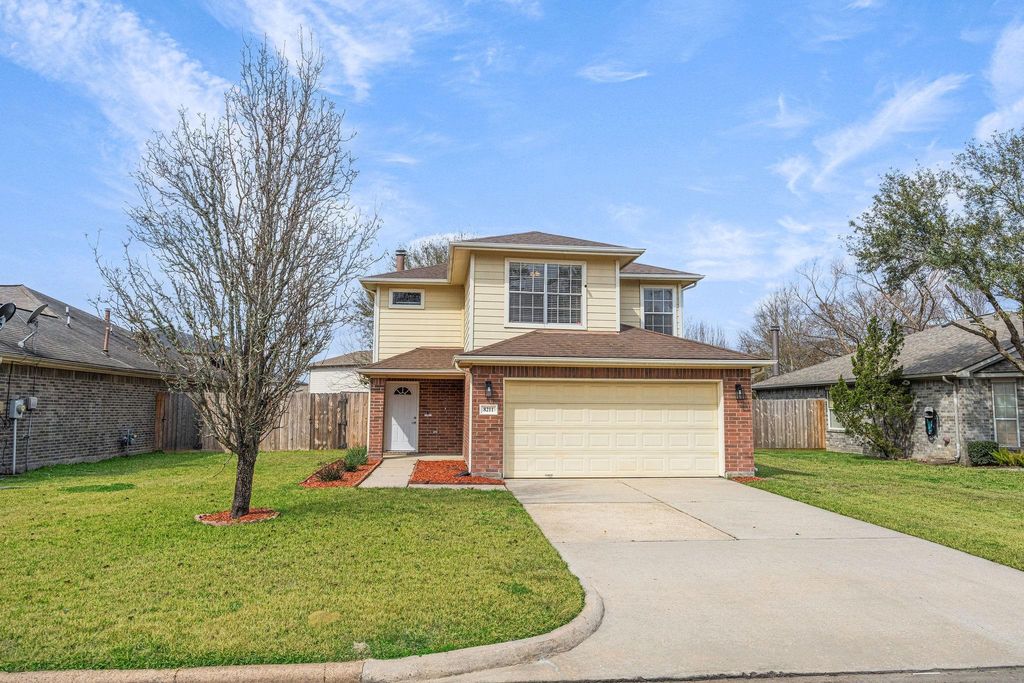 8211 Scarlet Tanager Drive, Humble, TX 77396