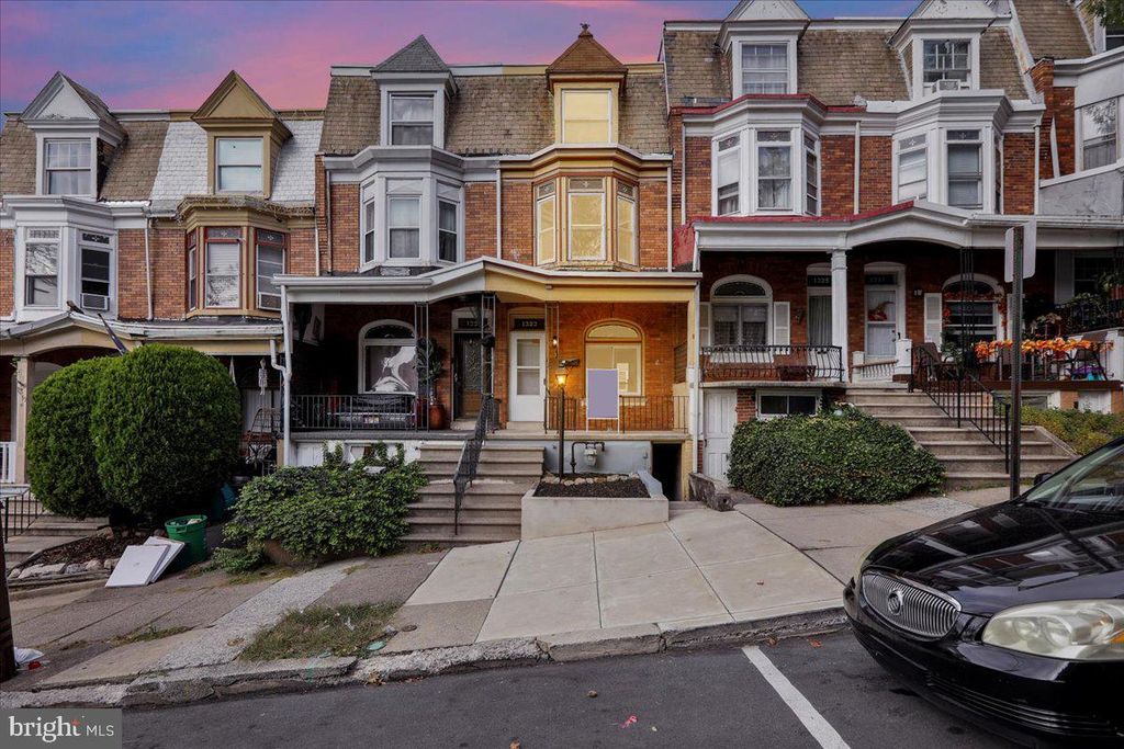 1323 WALNUT ST, Reading, PA 19604