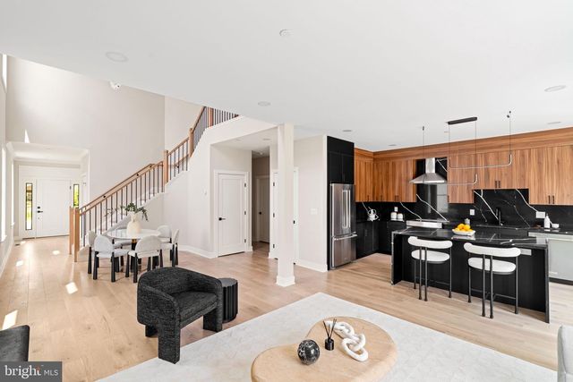 689 PROVIDENT RD, Southampton, PA 18966