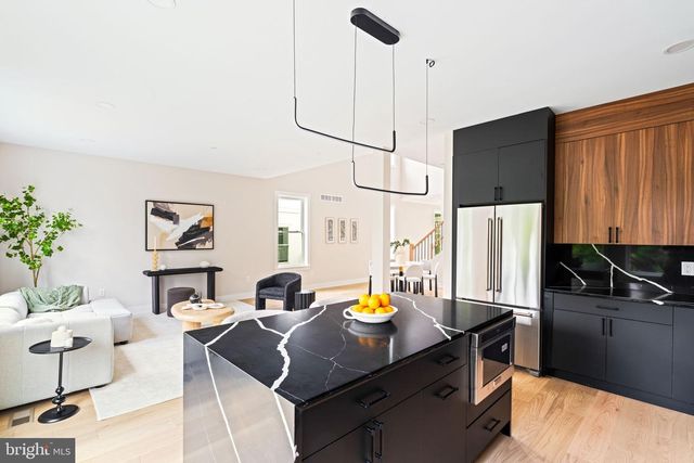 689 PROVIDENT RD, Southampton, PA 18966