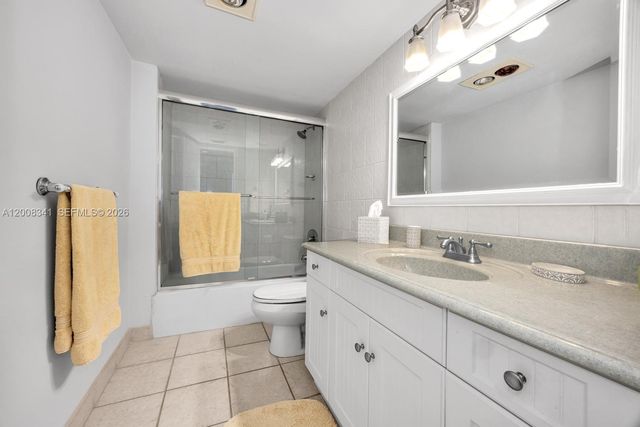 607 Ocean Dr 11K, Key Biscayne, FL 33149