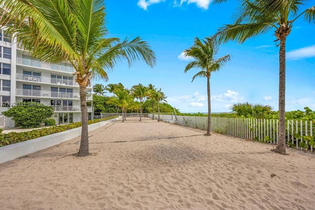 607 Ocean Dr 11K, Key Biscayne, FL 33149