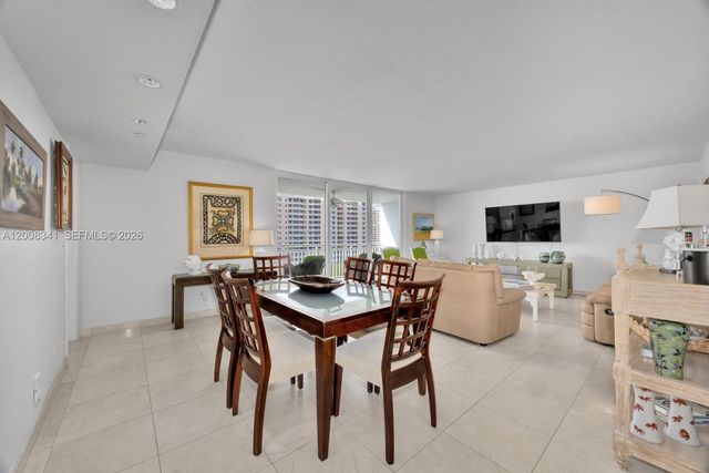 607 Ocean Dr 11K, Key Biscayne, FL 33149