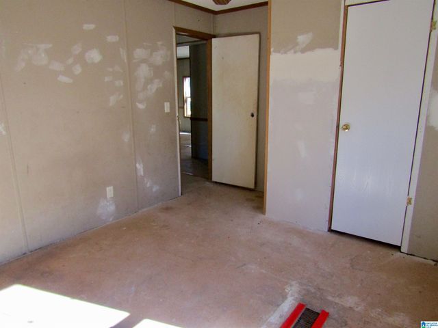 956 TIN TOP LANE, West Blocton, AL 35184