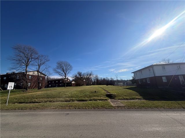 240 Bailey Avenue, Uniontown, PA 15401