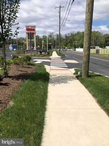 5301 BRISTOL EMILIE RD, Levittown, PA 19057