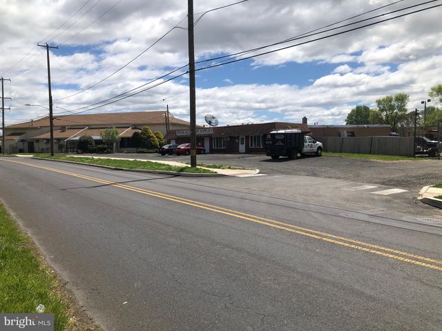 5301 BRISTOL EMILIE RD, Levittown, PA 19057