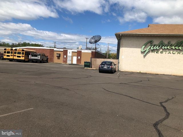 5301 BRISTOL EMILIE RD, Levittown, PA 19057