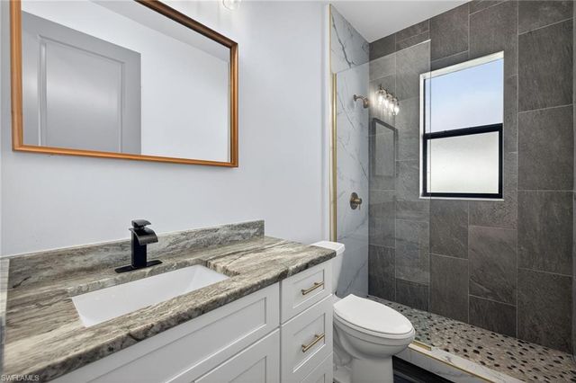 332 SW 26th ST, Cape Coral, FL 33914