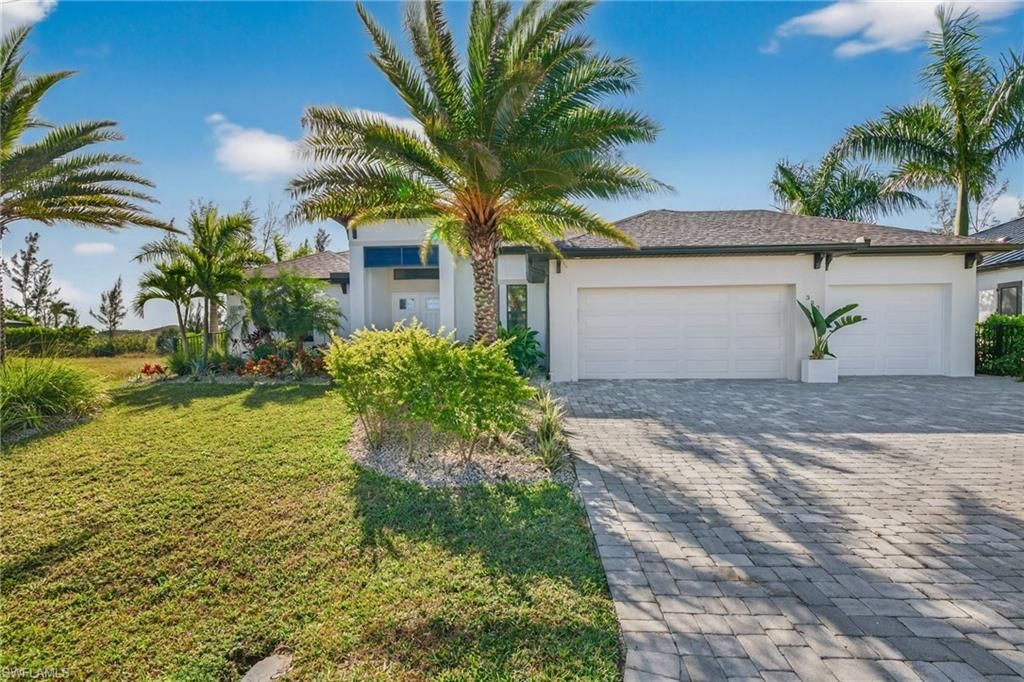 332 SW 26th ST, Cape Coral, FL 33914
