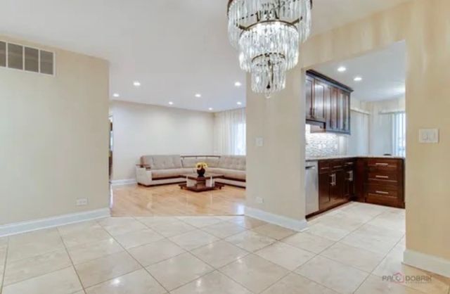 1022 Boxwood Court A1, Wheeling, IL 60090