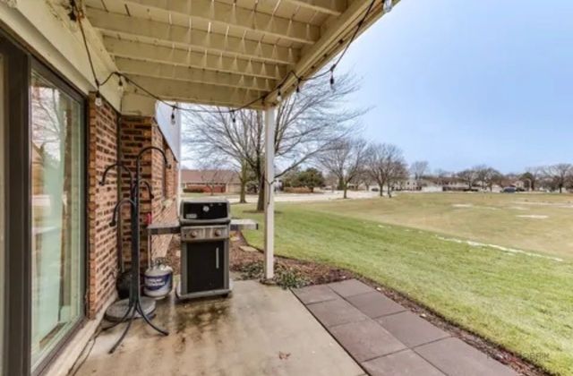 1022 Boxwood Court A1, Wheeling, IL 60090