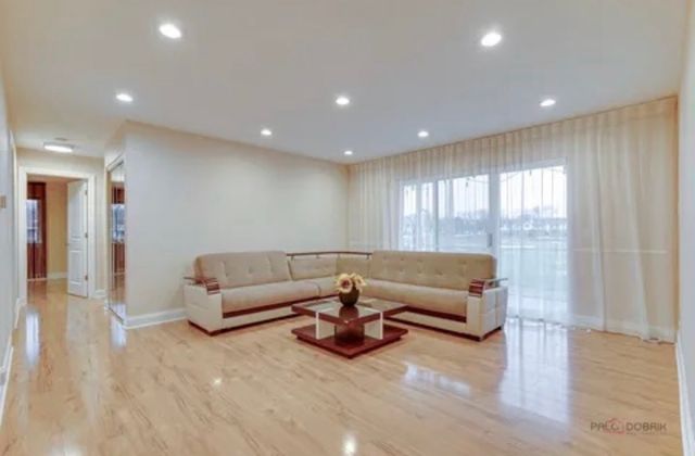 1022 Boxwood Court A1, Wheeling, IL 60090