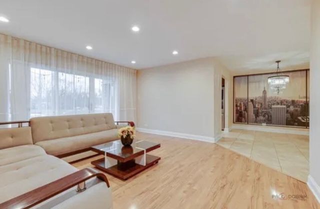 1022 Boxwood Court A1, Wheeling, IL 60090
