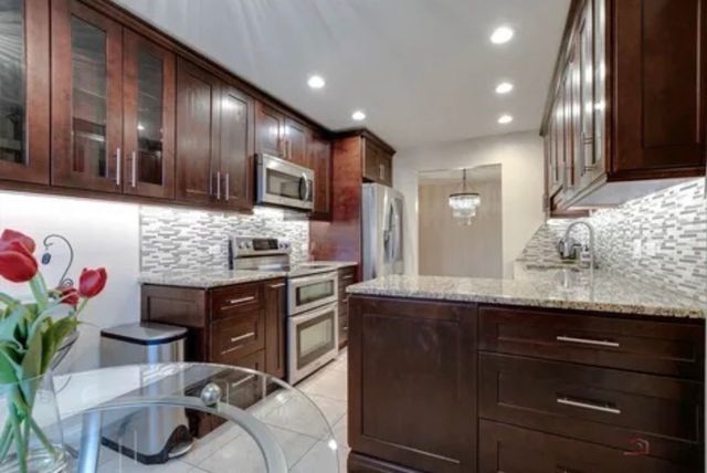 1022 Boxwood Court A1, Wheeling, IL 60090