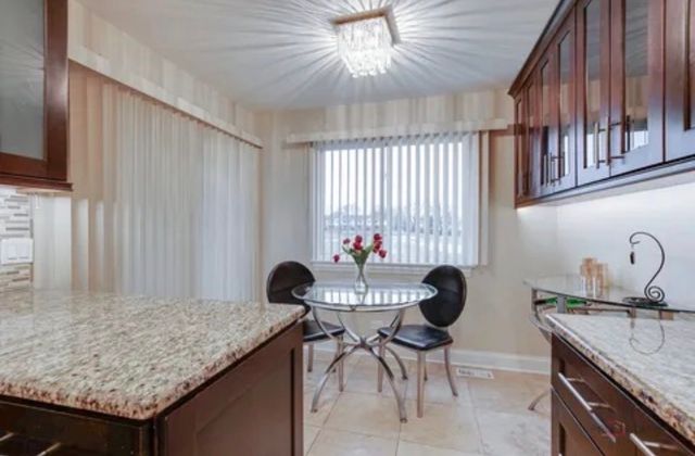 1022 Boxwood Court A1, Wheeling, IL 60090