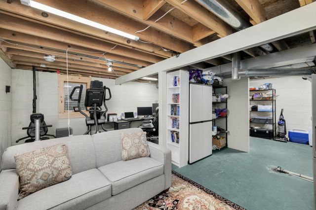 3195 Red Oak Drive, Eagan, MN 55121