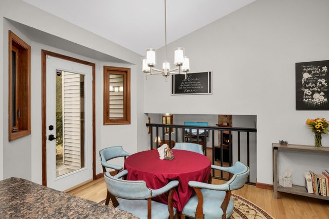 3195 Red Oak Drive, Eagan, MN 55121