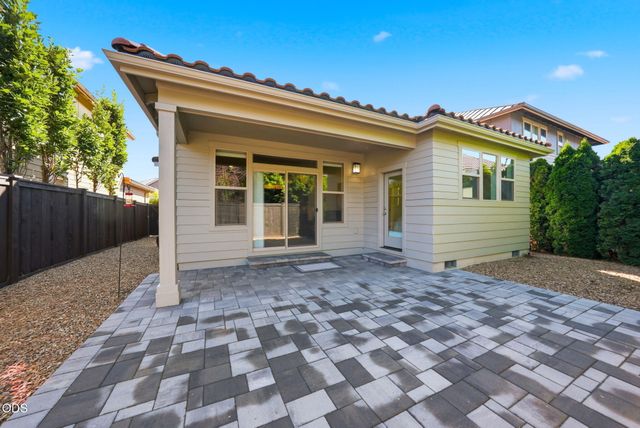 63128 NW Via Cambria, Bend, OR 97703