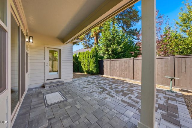 63128 NW Via Cambria, Bend, OR 97703