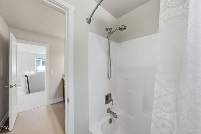 63128 NW Via Cambria, Bend, OR 97703