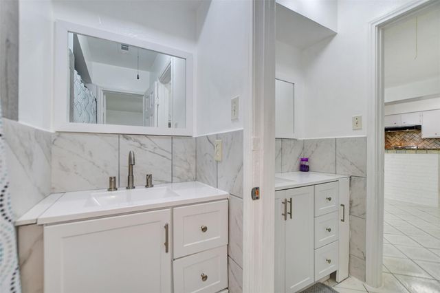 9436 Neuens Road 9436, Houston, TX 77080