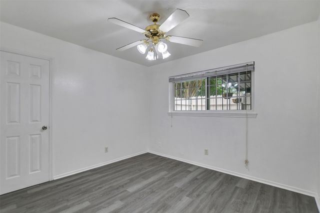 9436 Neuens Road 9436, Houston, TX 77080