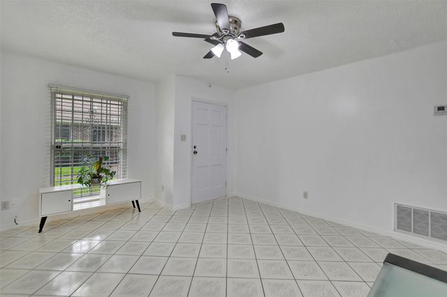 9436 Neuens Road 9436, Houston, TX 77080