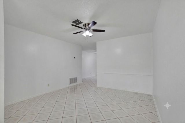 9436 Neuens Road 9436, Houston, TX 77080