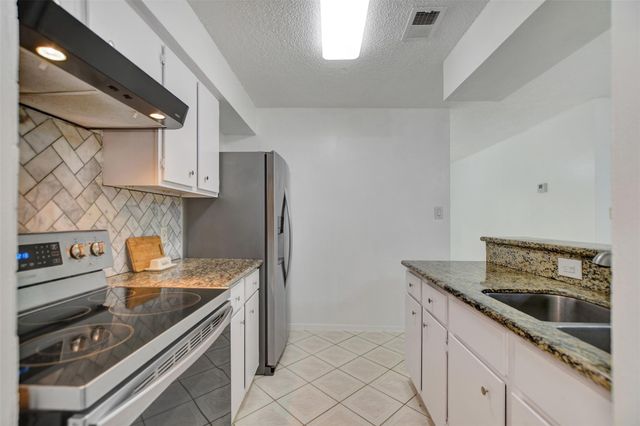 9436 Neuens Road 9436, Houston, TX 77080