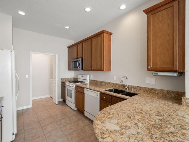19233 BARRED OWL COURT, Land O Lakes, FL 34638