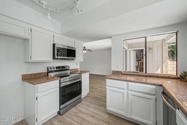10640 N 11TH Street, Phoenix, AZ 85020