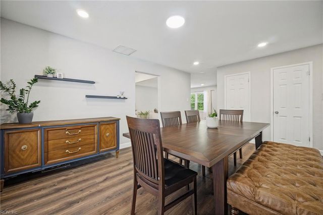 204 Alsab CIR, Virginia Beach, VA 23462