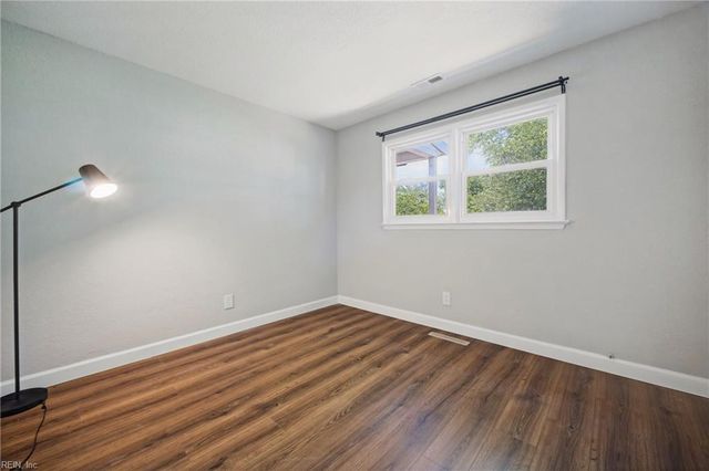 204 Alsab CIR, Virginia Beach, VA 23462
