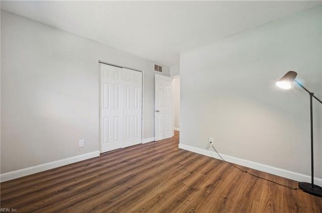 204 Alsab CIR, Virginia Beach, VA 23462