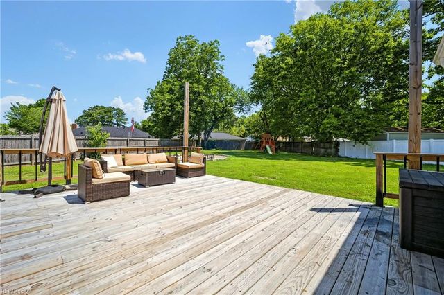 204 Alsab CIR, Virginia Beach, VA 23462